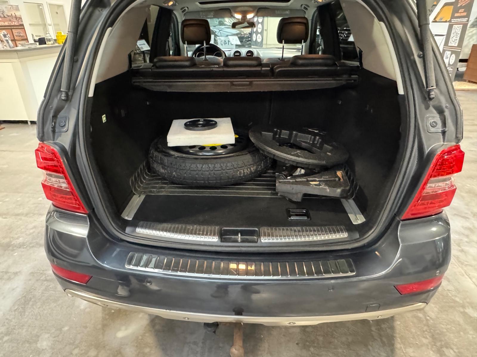 Mercedes-Benz ML 350 LPG Gas Leder 20" RFK AHK Sportpaket
