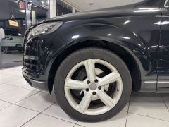 AUDI Q7 3.0 TDI  quattro Euro6/BOSE/STANDHEIZUNG/AHK!