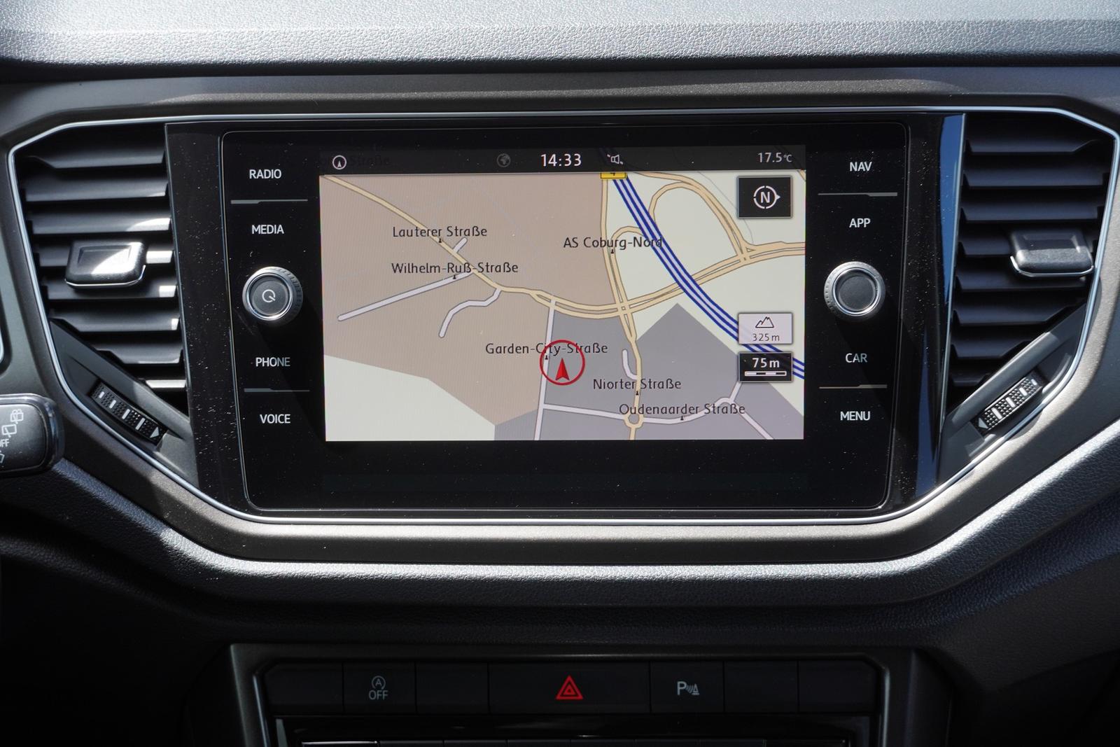 Volkswagen T-Roc 1.5 TSI DSG Style LED Navi AHK ACC PDC
