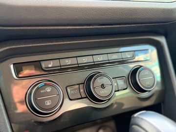 Volkswagen Tiguan Highline *LED*4WD*SHZ*R-Line*