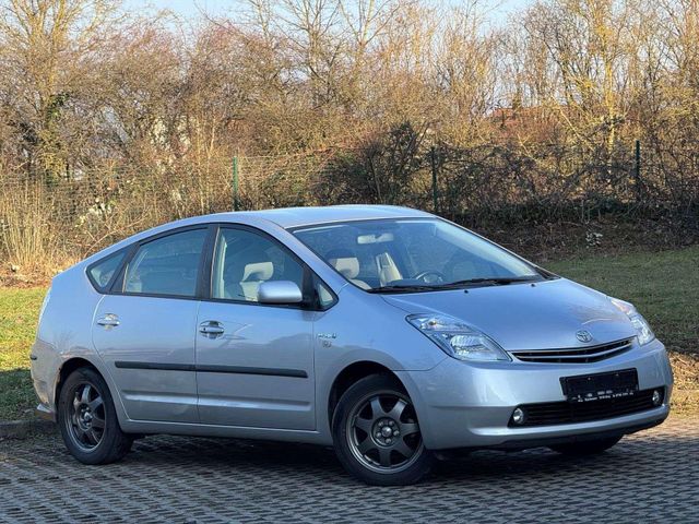 Toyota Prius (Hybrid) Executive Tüv Neu 1 Hand