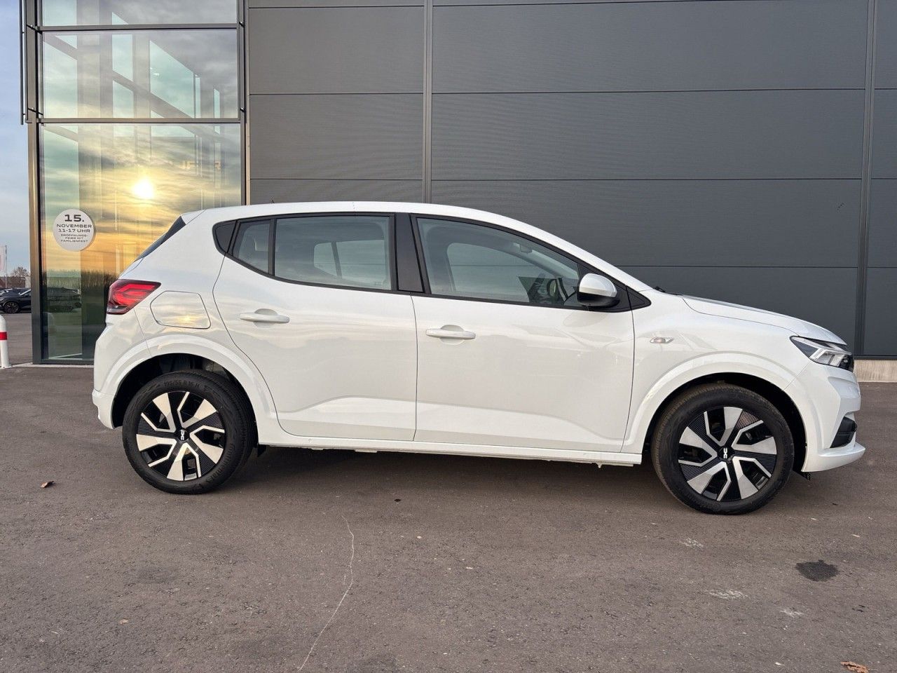 Dacia Sandero - Bild 5