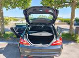 Mercedes-Benz CLA 250 Shooting Brake - - schwarze Mercedes-Benz CLA 250 Shooting Brake