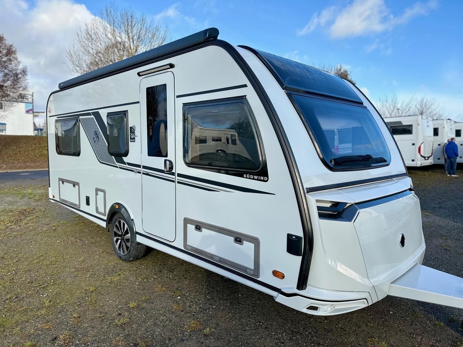Knaus Südwind BLACK SELECTION 540 UE Markise Mono City