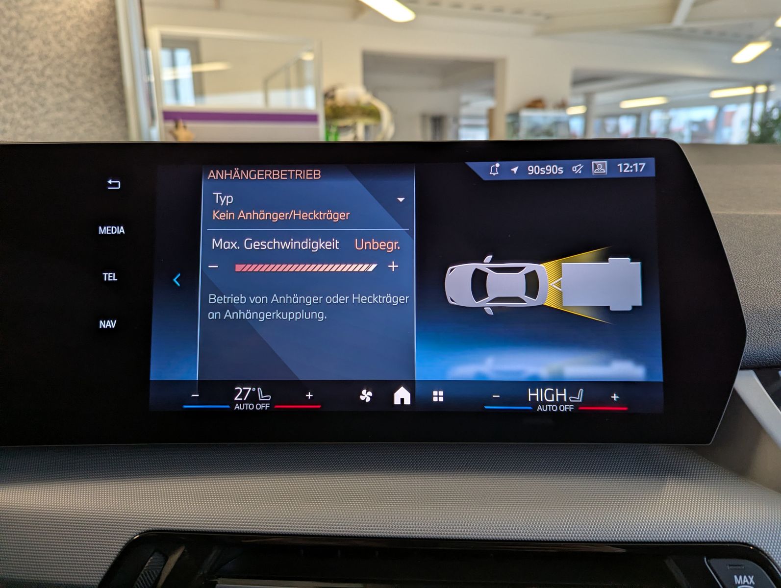 BMW 218 Active Tourer d Panoramadach Kamera AHK - Image 30