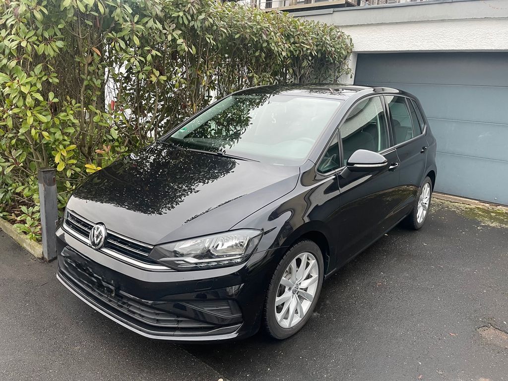 Image of Volkswagen Golf Sportsvan