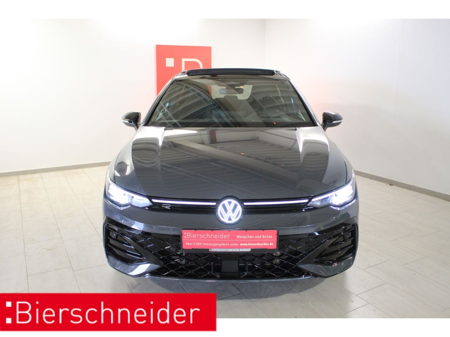 Volkswagen Golf 8 1.5 eTSI DSG PA 2x R-Line Black Style 18  imagem 3