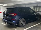 BMW X5 m50i PANO. DISKEY. HEAD. Carbo. 360. STANDH.  - gebrauchte BMW X5 M50 aus dem Jahr 2021