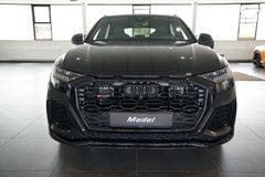 AUDI RSQ8 | HuD | Keramik | Pano | 305 km/h | 23" AUDI RSQ8 | HuD | Keramik | Pano | 305 km/h | 23"