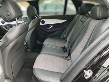 Mercedes E 220 - 10