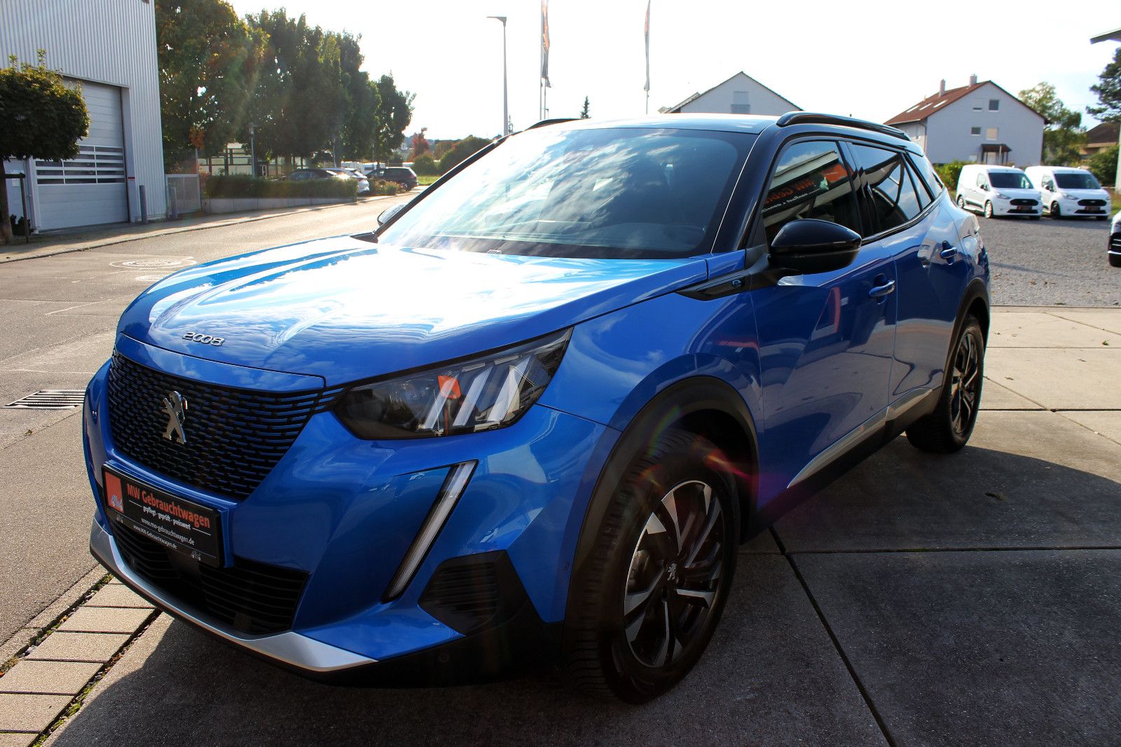 Fahrzeugabbildung Peugeot 2008 e-GT 11kW OnBoard LED ACC KAM SHZ BT NAV