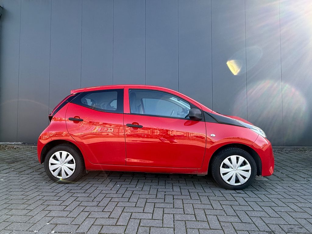 Image of Toyota Aygo (X)