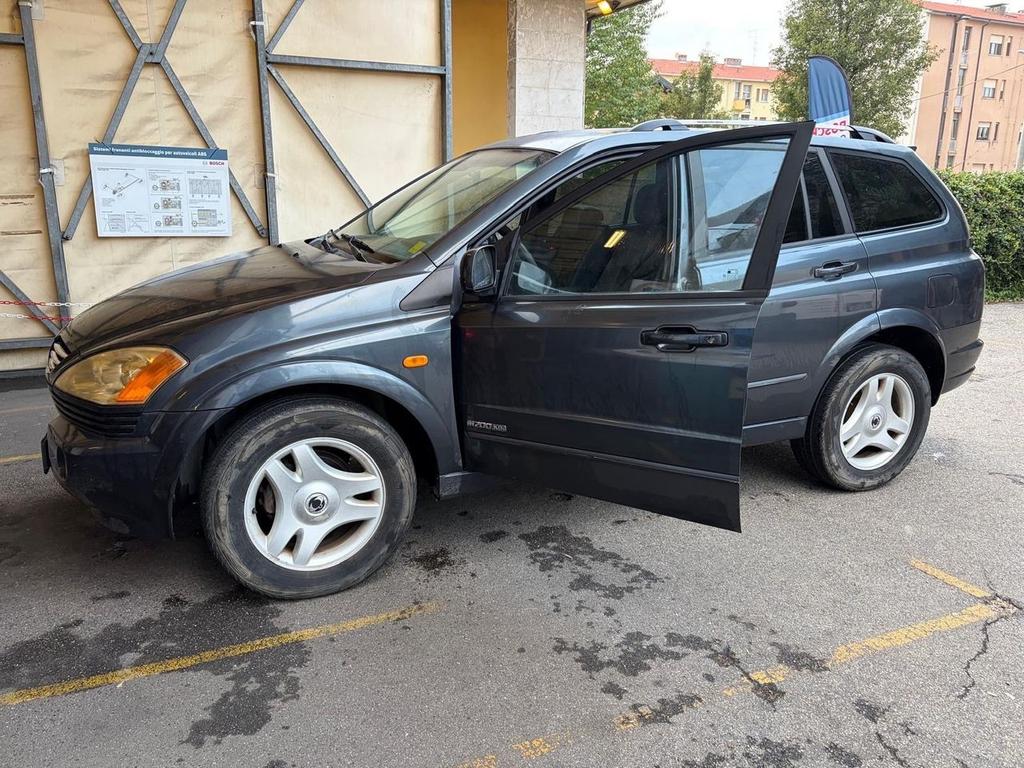 Ssangyong Kyron 2.0 XDi 4x4 con soli 83000km