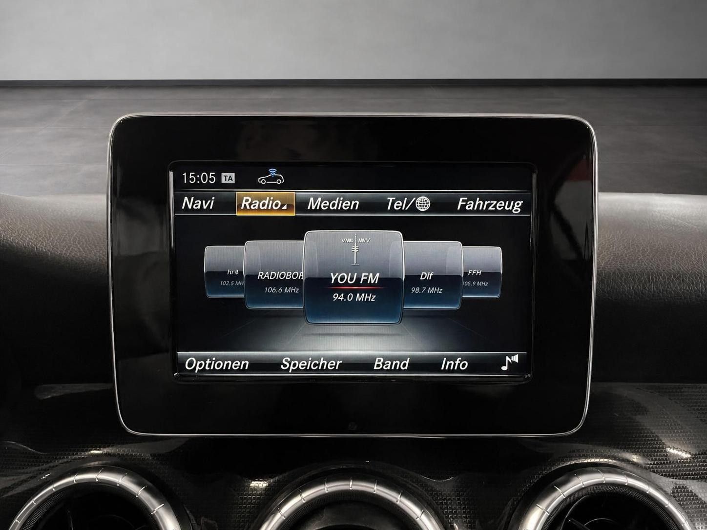 Mercedes-Benz CLA 200 Business 2. Hd BT Sport foto 17