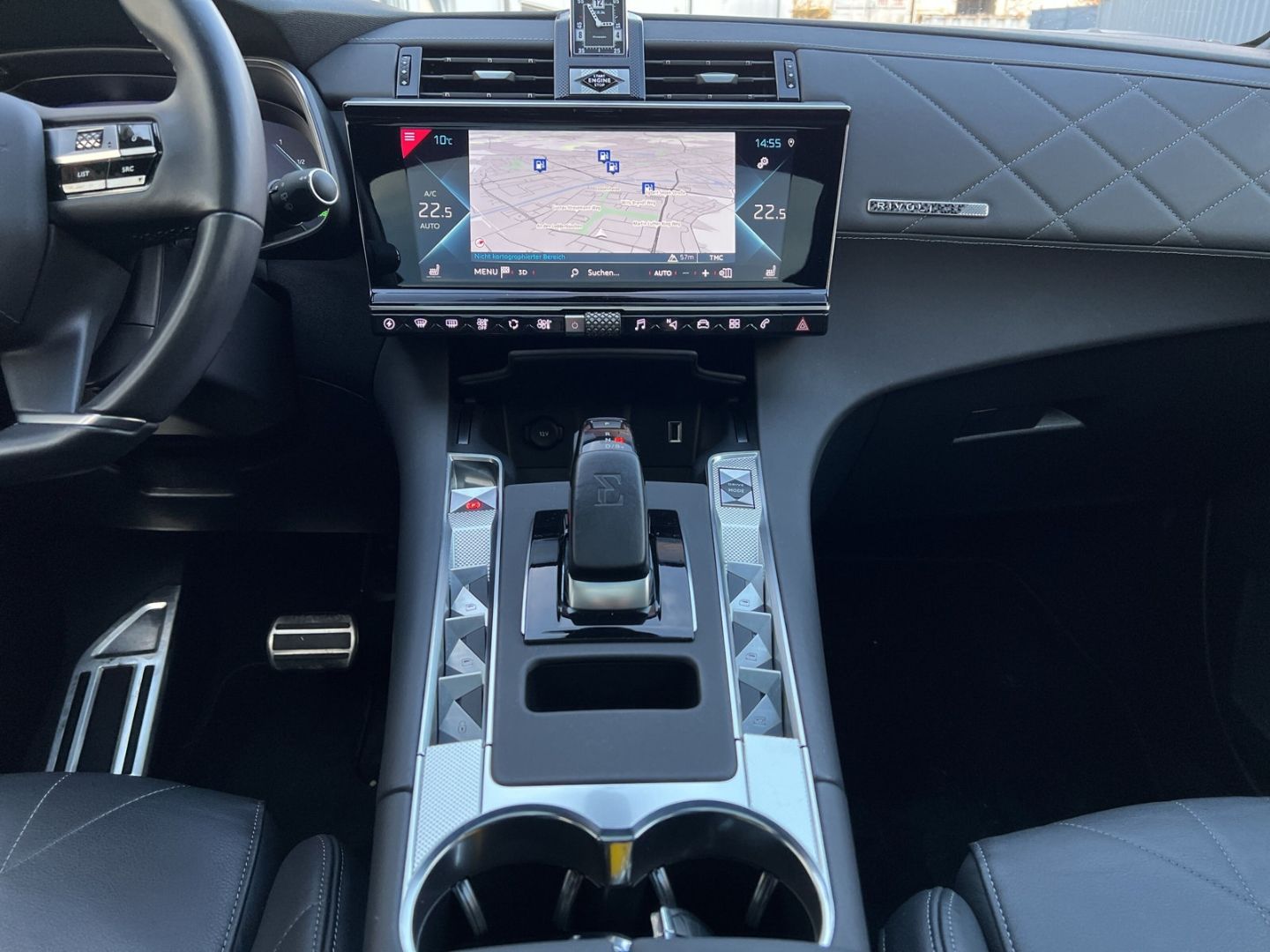 Fahrzeugabbildung DS Automobiles DS7 Crossback E-TENSE 1.6