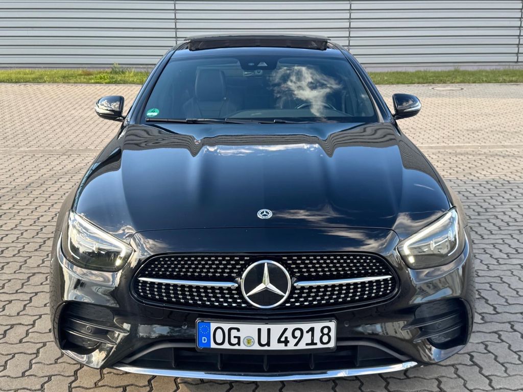 Image of Mercedes-Benz E 220