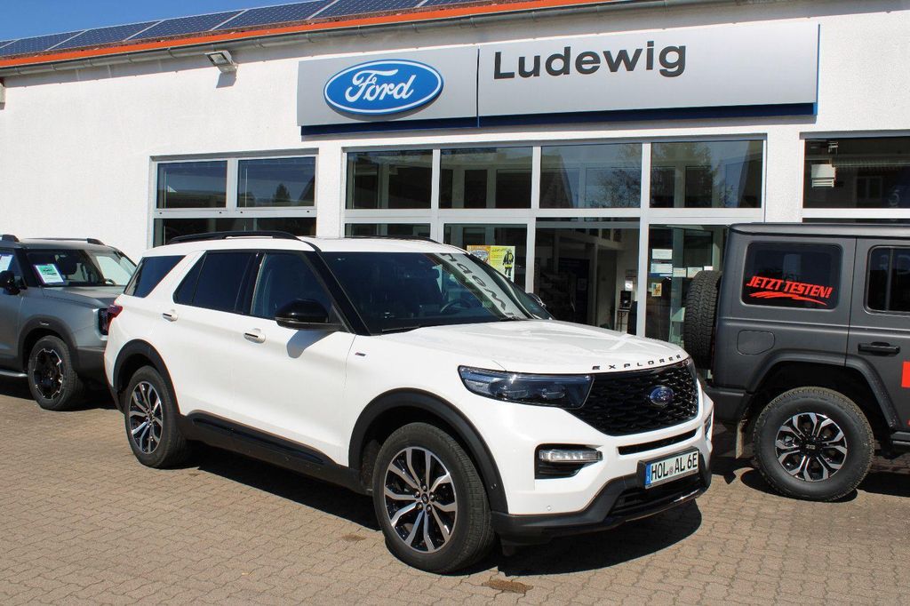 2024 Ford Explorer