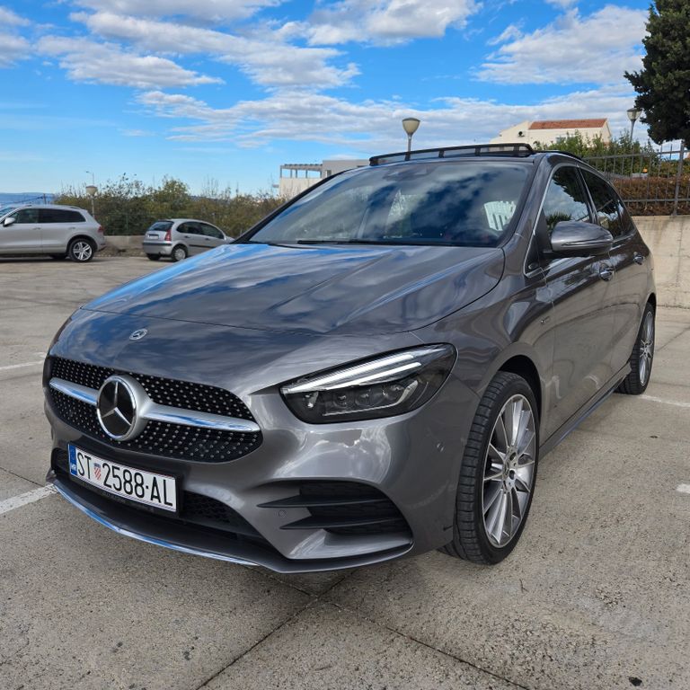 Mercedes-Benz B 250