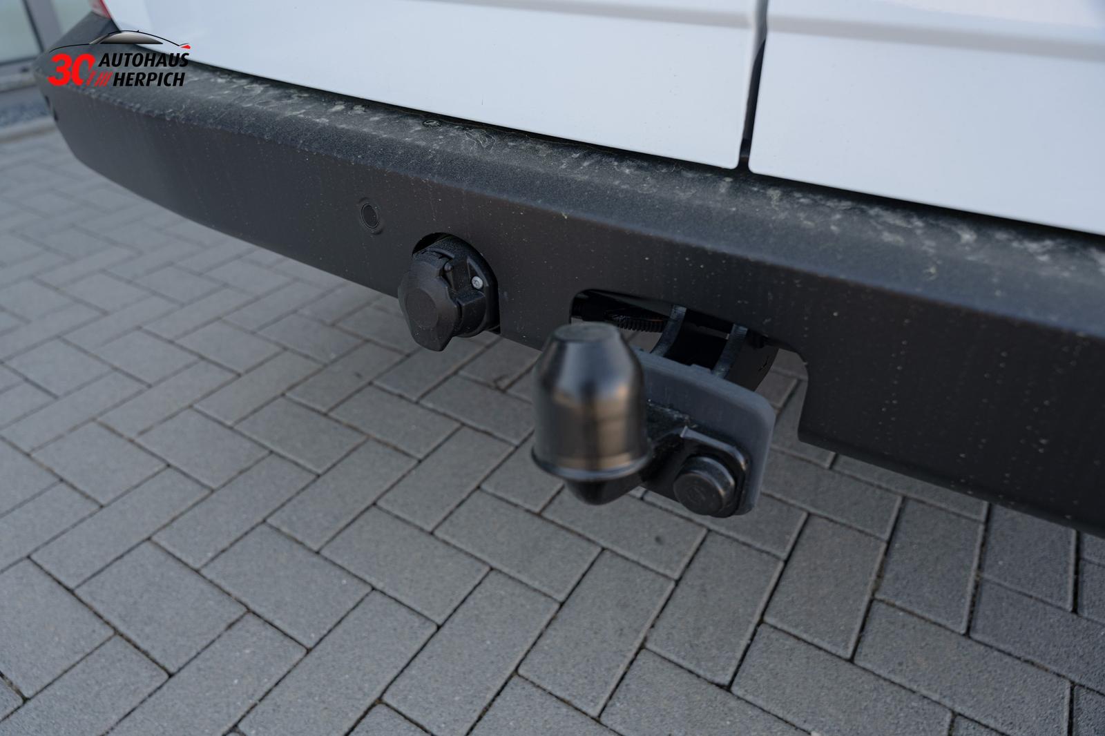 Ford Custom 320 L1 Trend FWD RFK PDC AHK DAB 