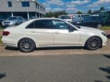 Mercedes-Benz Lim. E 250 CDI BlueEfficiency LED Navi Leder - Mercedes-Benz E 250 in Bremen