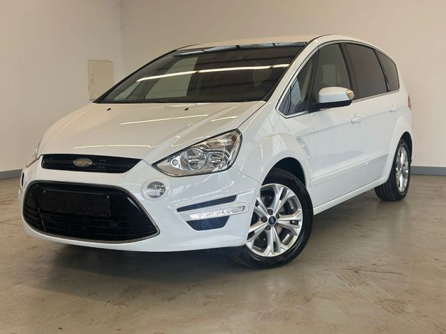 Ford S-Max S-MAX Titanium/NAVI/SITZH/PDC/KLIMAA/u.v.m