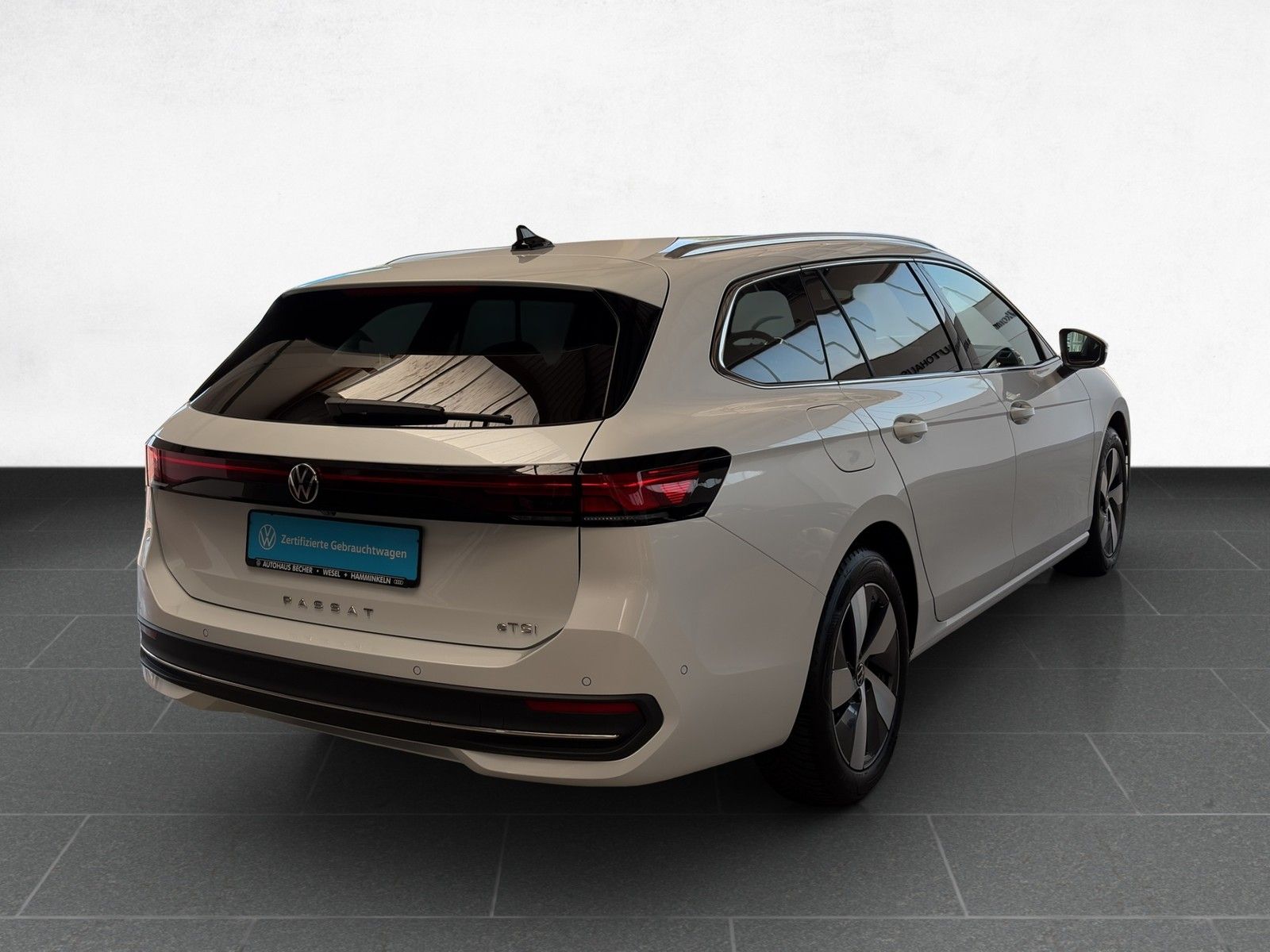 Volkswagen Passat Variant Business 1.5 eTSI DSG AHK Navi foto 4