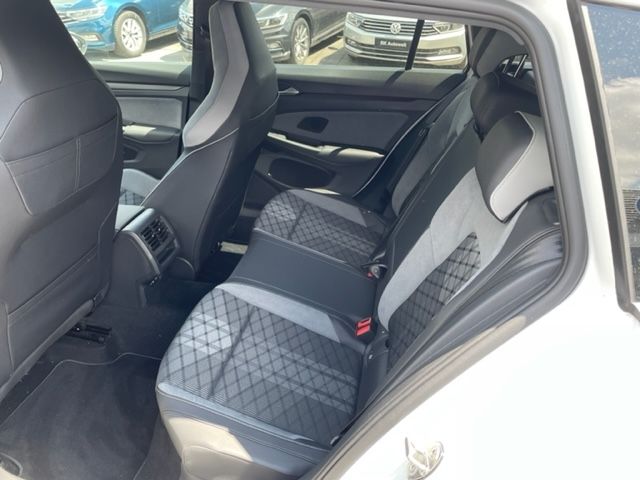 Golf Variant VIII R-Line 2.0 TDI DSG Navi digi C