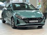 Hyundai i20 1.0 T-GDI Trend GARANTIE|SHZ|LHZ|KAMERA|LED - Hyundai i20 mit Benzin-Antrieb: Grün, Kleinwagen