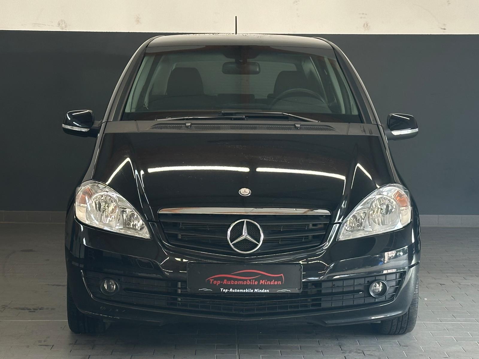 Mercedes-Benz A170 2009 — rear view