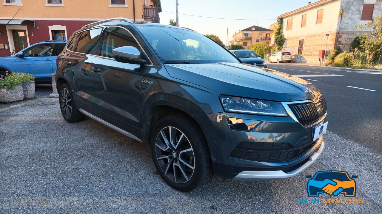 Skoda Karoq 2.0 tdi Scout 4x4 imagem 3