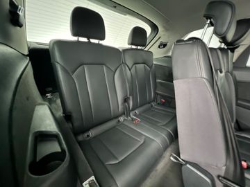 Audi Q7 - 8