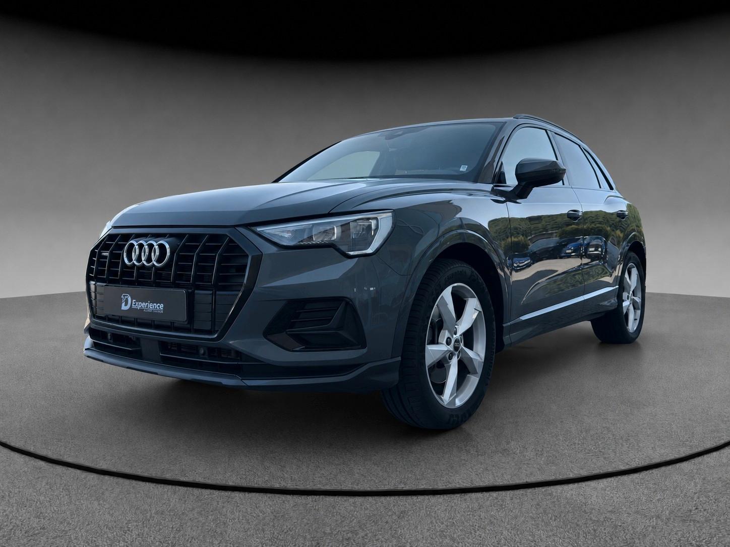 Audi Q3 40 TDI quattro advanced StandHZG AHK NAVI BT