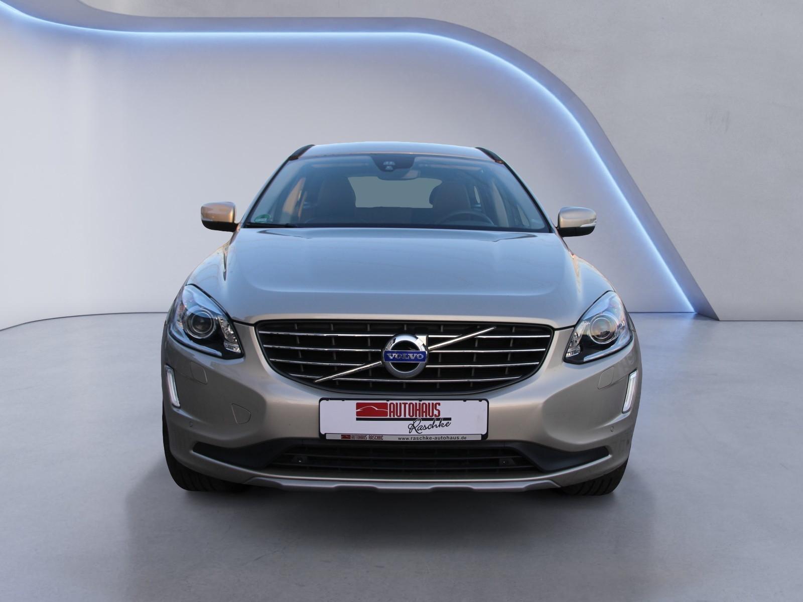 Volvo XC60 Momentum AWD Automatik/ Xenon/ 70tkm!