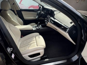 BMW 520 - 12