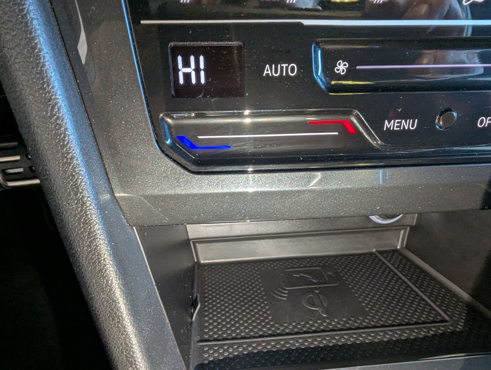 VW Tiguan 2.0 TDI DSG R-Line Matrix Pano HUD AHK 20 - Image 27