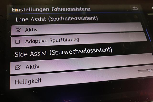 Tiguan Highline 2.0 TDI DSG 4M AHK LED NAVI KAME