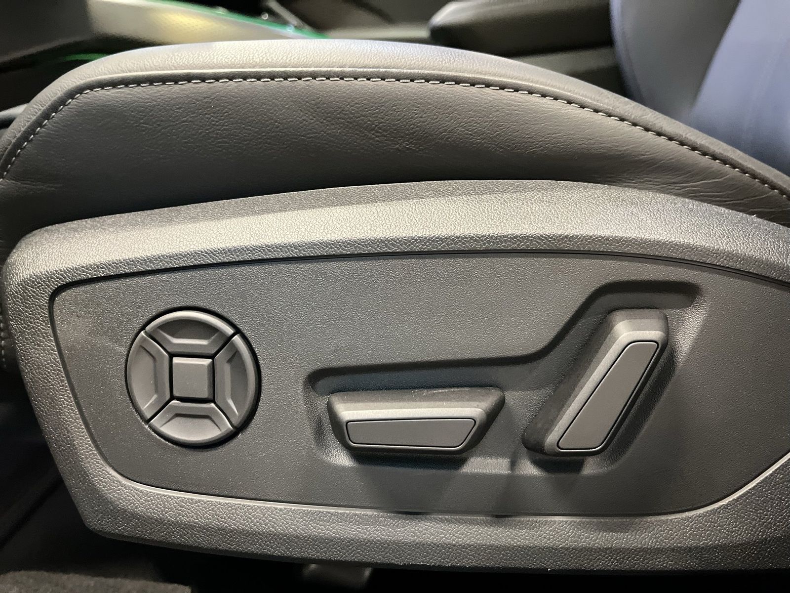 Audi A6 - Bild 14