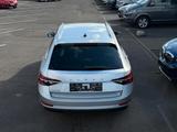 Skoda Superb DSG*StdHzg*AHK*Amundsen Paket*Top Family! - Skoda: mit Navigationssystem, Amundsen