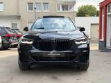 BMW X5 xDrive 30 d M /PANO/MMRY/HARMAN/HUD/360°/ACC - BMW X5 in Bochum