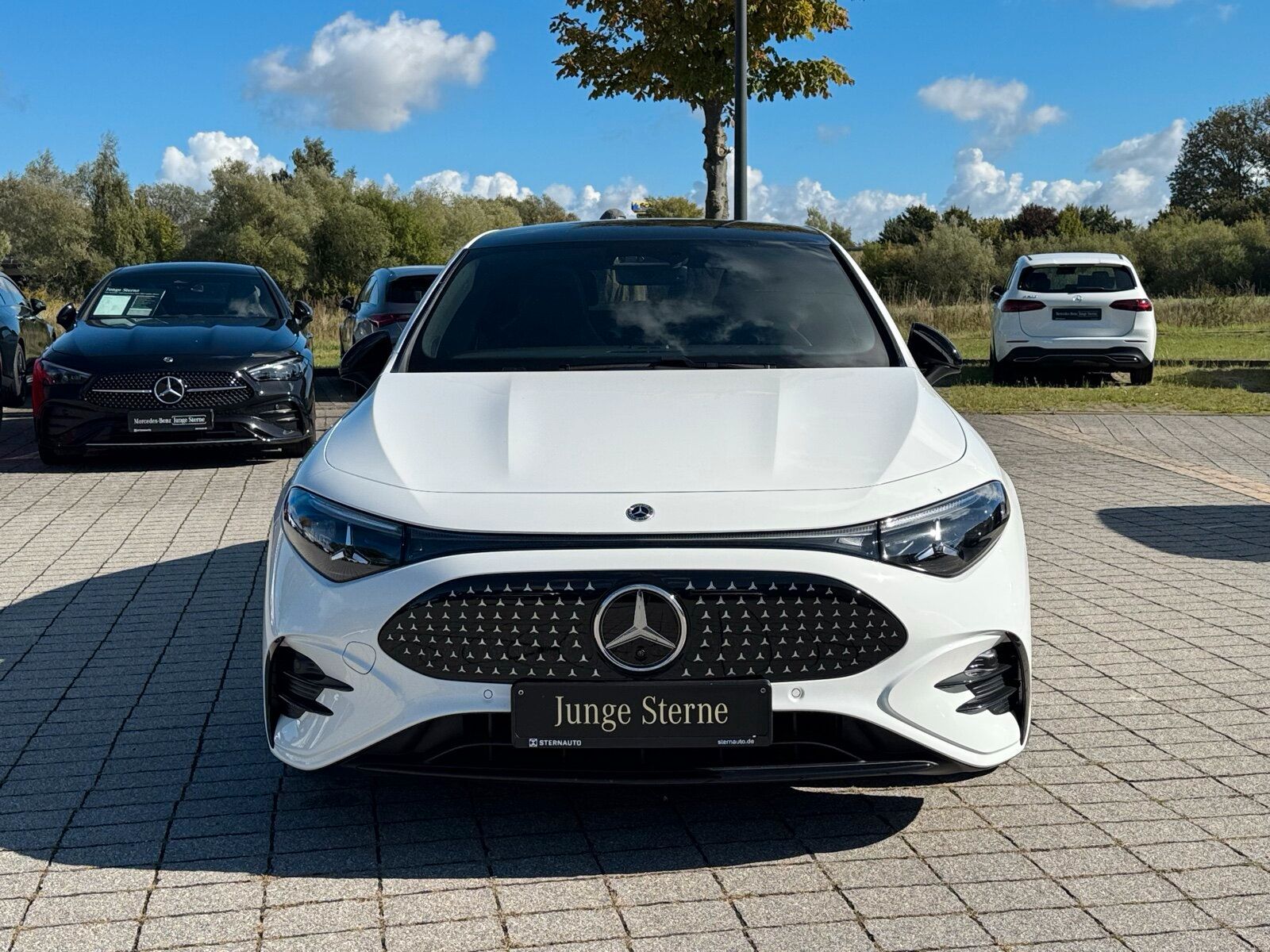 Mercedes-Benz CLA 350 4M e AMG PanoD 360Kam Memory Nightpaket imagem 2