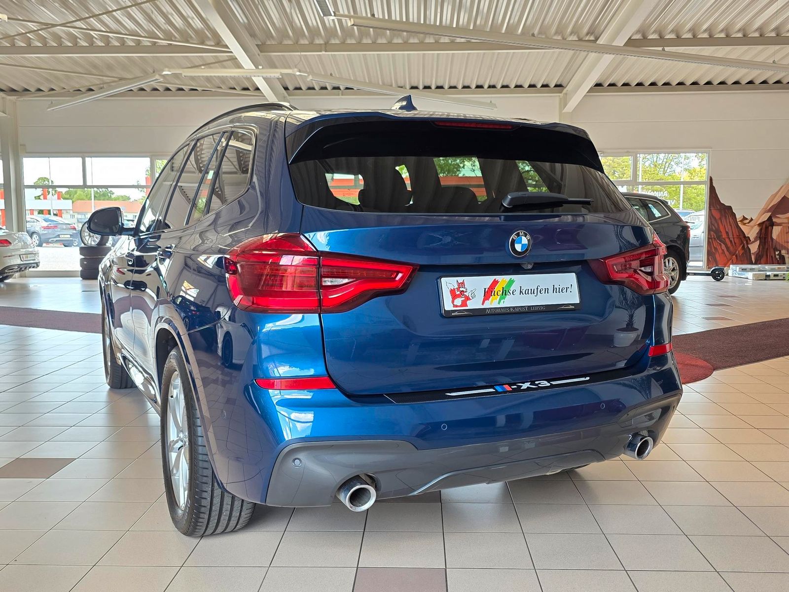 Fahrzeugabbildung BMW X3 xDrive 30i M Sport Shadow/HuD/Harman/StHz/Ahk