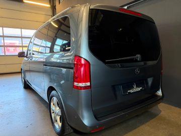 Mercedes V 250 - 3