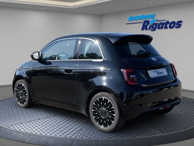 Fahrzeugabbildung Fiat 500e La Prima by Bocelli Android Auto, Sitzheizu