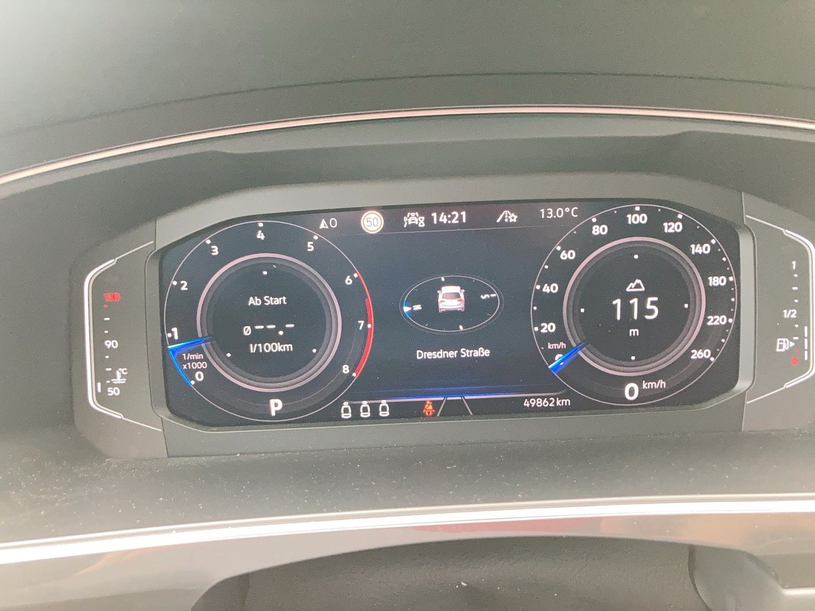Fahrzeugabbildung Volkswagen Tiguan TSI Elegance 4M DSG Matrix Navi ACC STH A