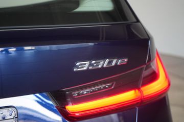 BMW 330 - 10