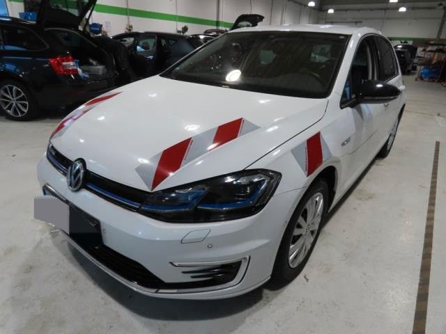 Volkswagen Golf VII Lim. e-Golf°CCS°WÄRMEPUMPE°DYNAUDIO