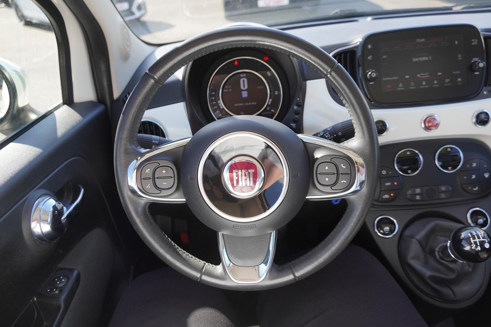 Fiat 500 0.9 Lounge Bi-Xenon Tempomat PDC Klimaaut.