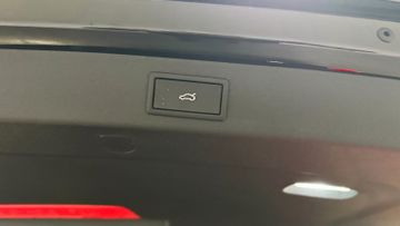 Skoda Kodiaq 2.0 TDI 4x4 Sportline Pano AHK 7-Sitze