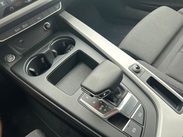 Audi A4 - 12