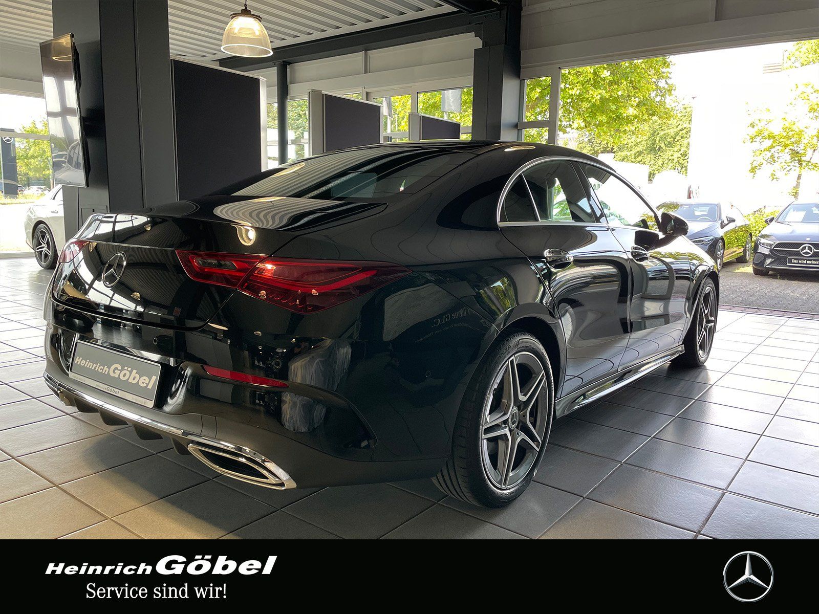 Fahrzeugabbildung Mercedes-Benz CLA 200 d AMG+AHK+360°+SPUR-P+AMBIENTE+CARPLAY